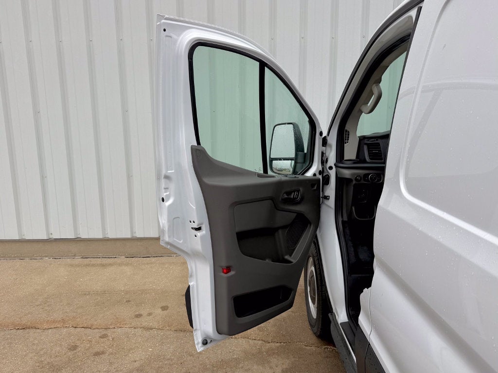 2025 Ford Transit-150 Base