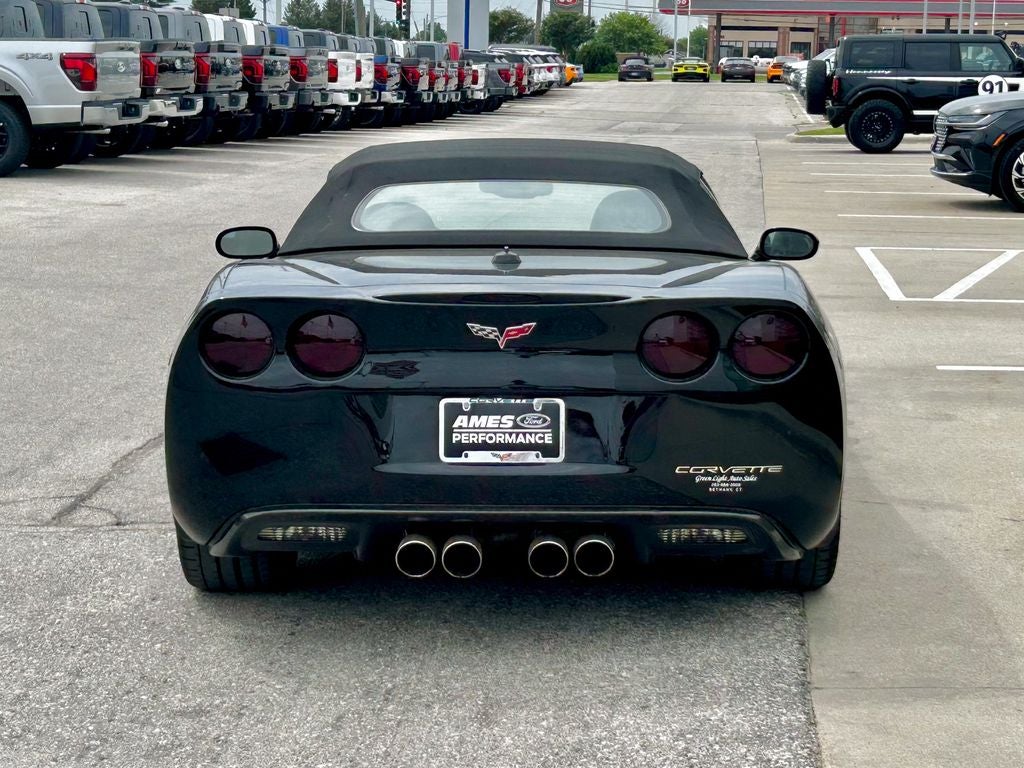 2005 Chevrolet Corvette Base