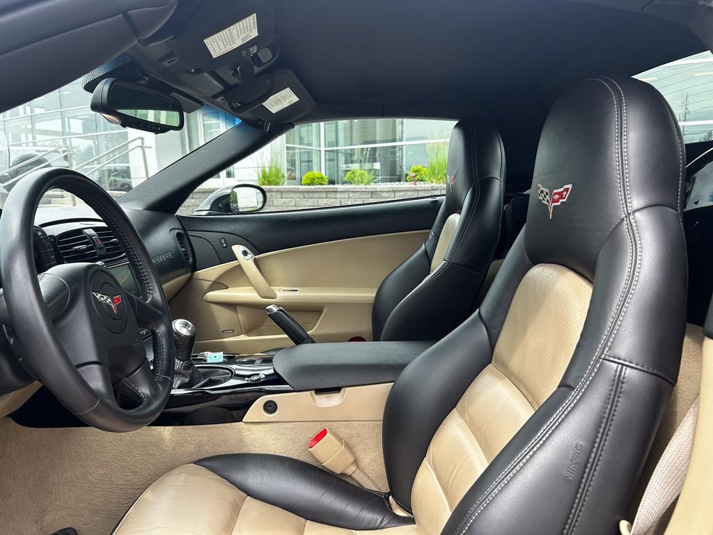 2005 Chevrolet Corvette Base