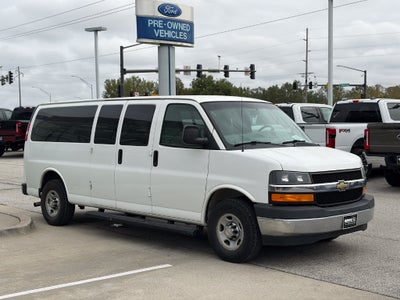 2017 Chevrolet Express 3500 LT Passenger