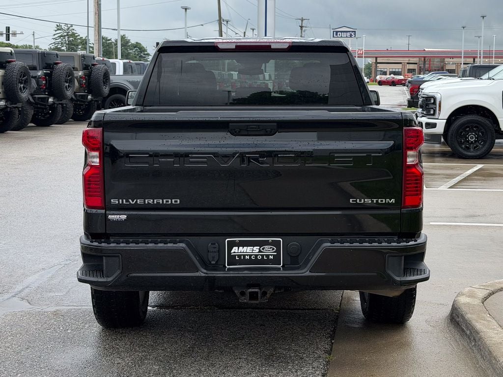 2024 Chevrolet Silverado 1500 Custom