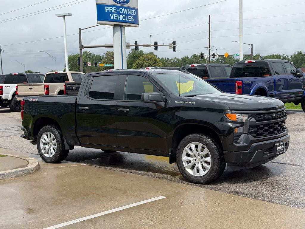 2024 Chevrolet Silverado 1500 Custom