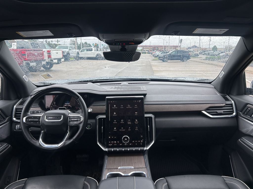 2025 GMC Acadia Denali