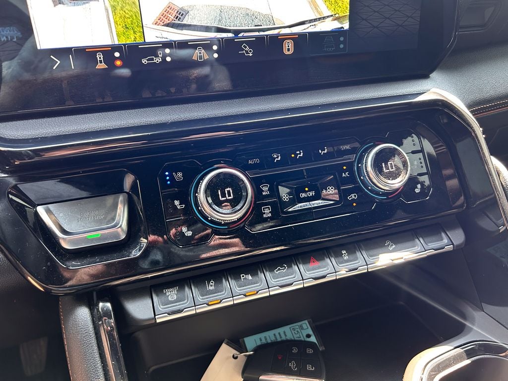 2025 GMC Sierra 2500HD AT4