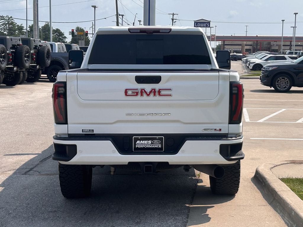 2025 GMC Sierra 2500HD AT4