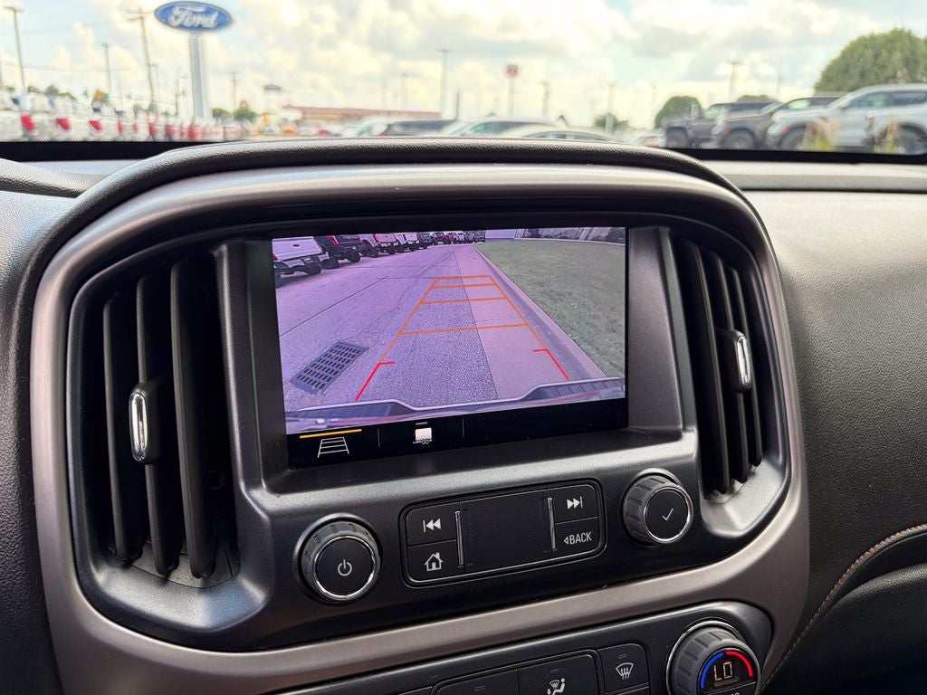 2022 GMC Canyon AT4 w/Leather