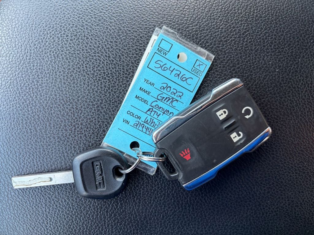 2022 GMC Canyon AT4 w/Leather
