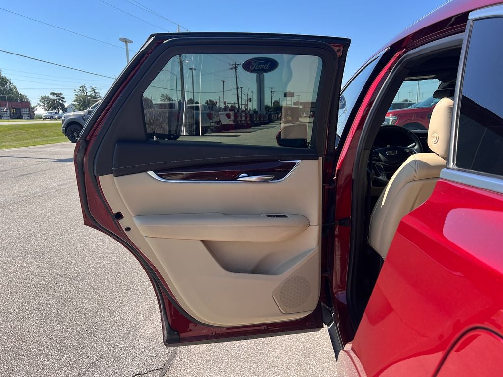 2017 Cadillac XT5 Luxury