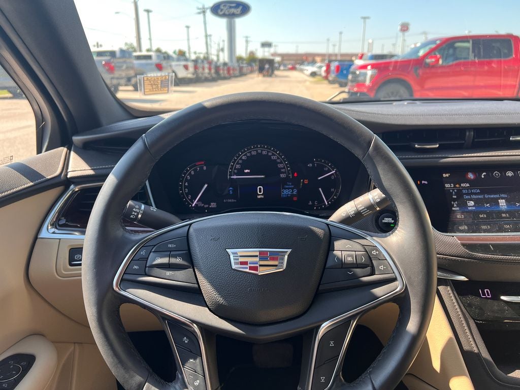 2017 Cadillac XT5 Luxury