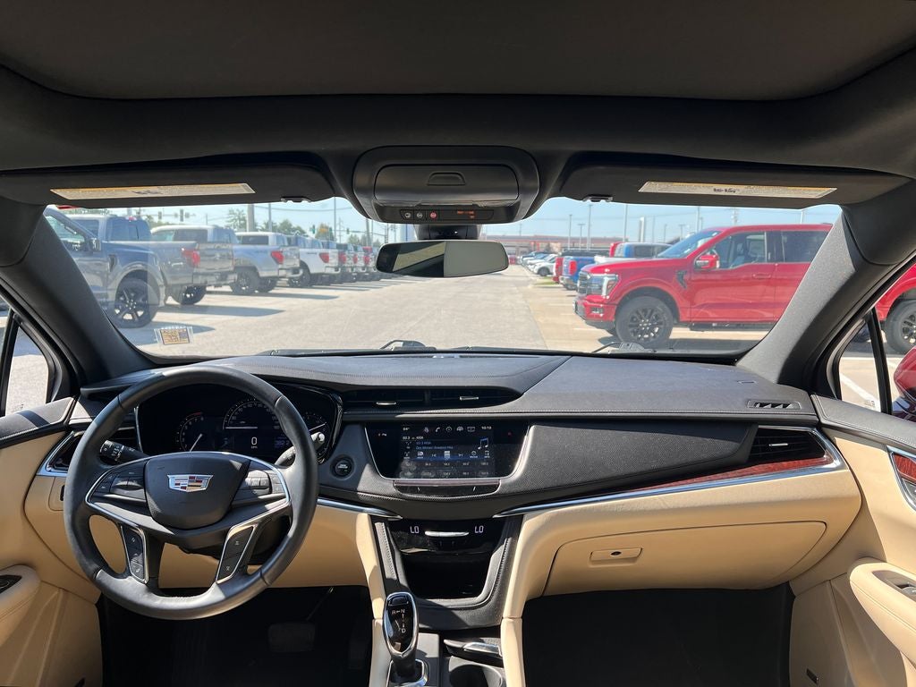 2017 Cadillac XT5 Luxury