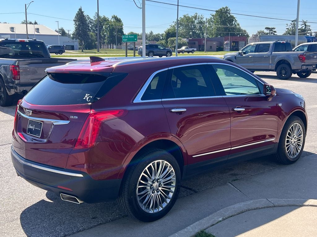 2017 Cadillac XT5 Luxury