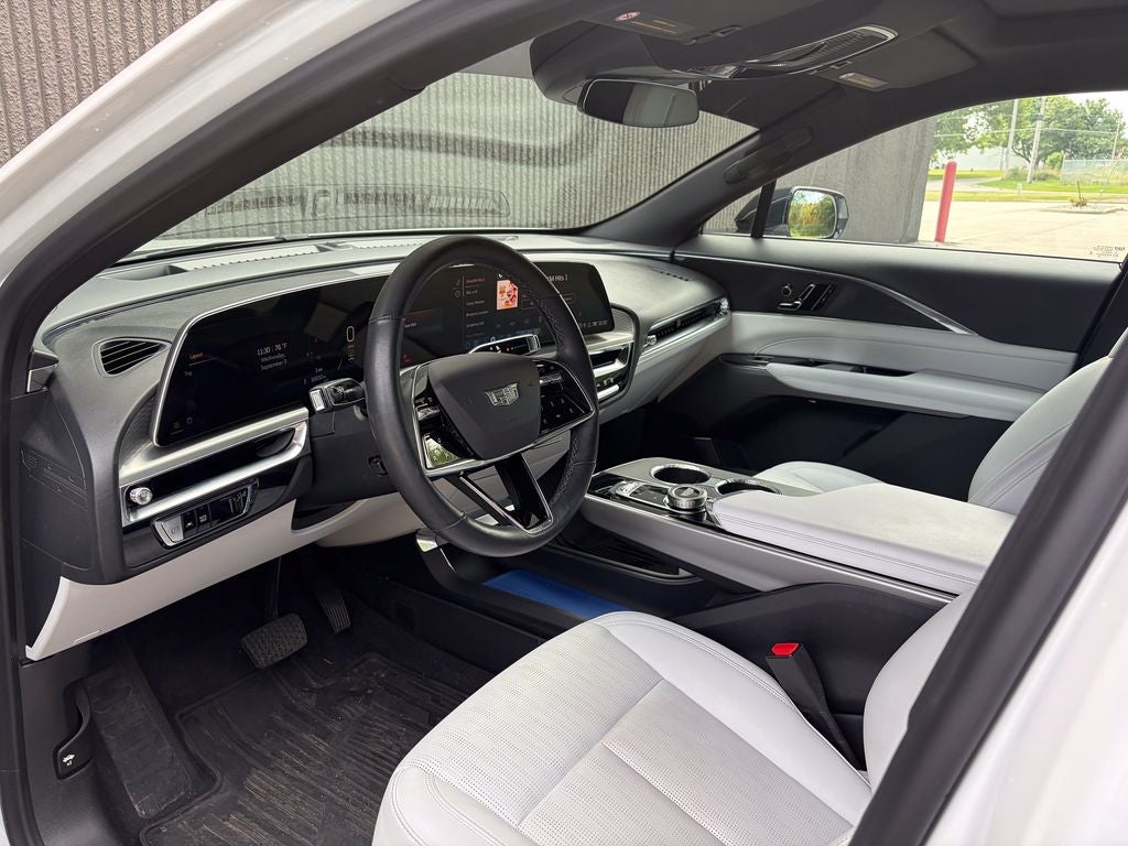 2024 Cadillac LYRIQ Sport