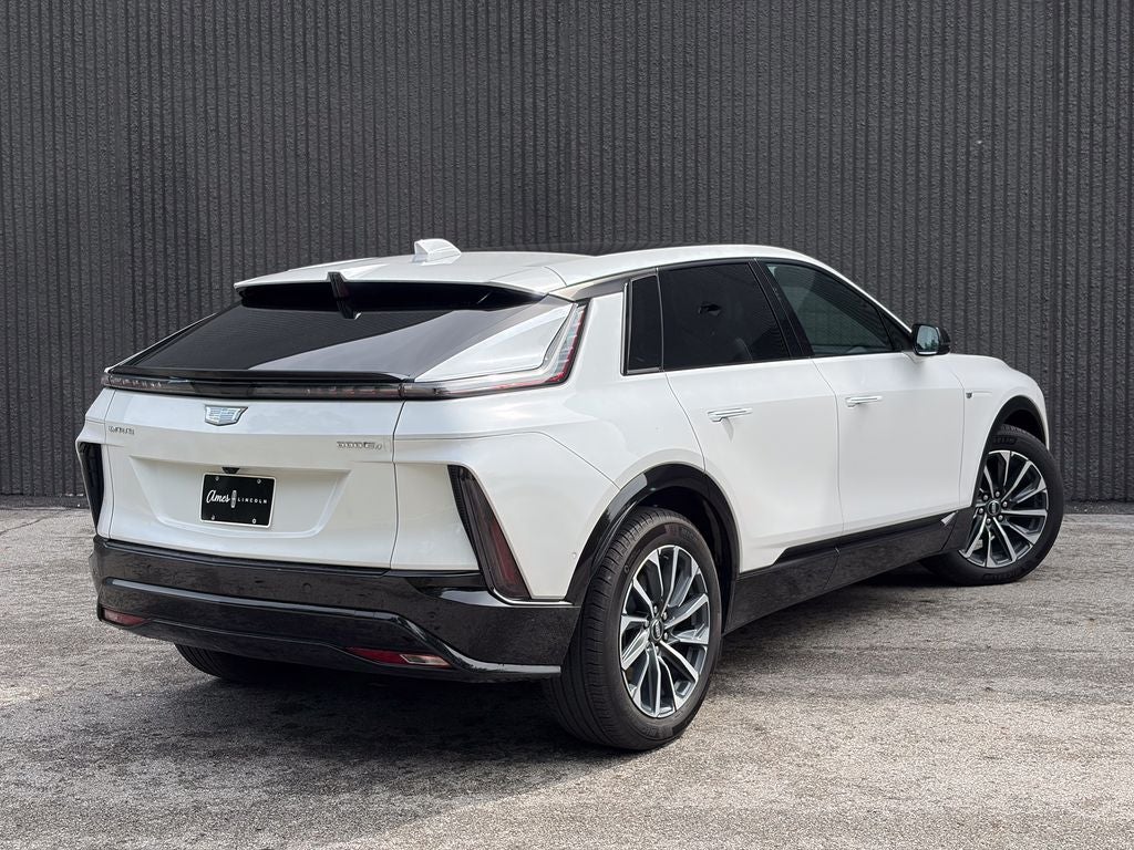 2024 Cadillac LYRIQ Sport