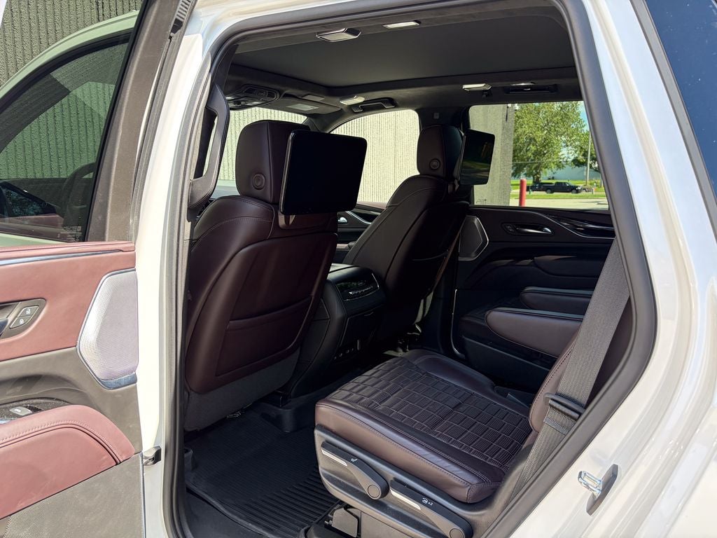 2022 Cadillac Escalade Sport Platinum