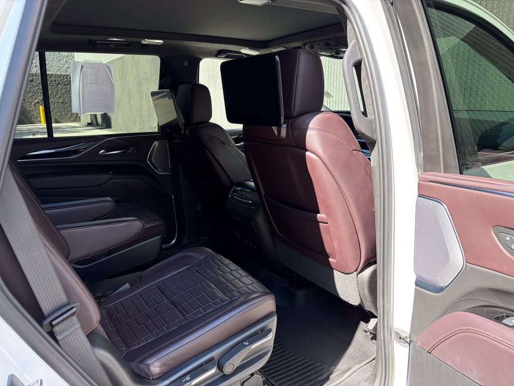 2022 Cadillac Escalade Sport Platinum