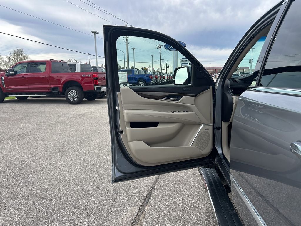 2019 Cadillac Escalade ESV Premium