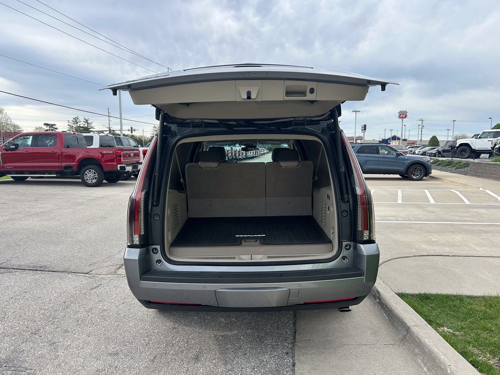 2019 Cadillac Escalade ESV Premium