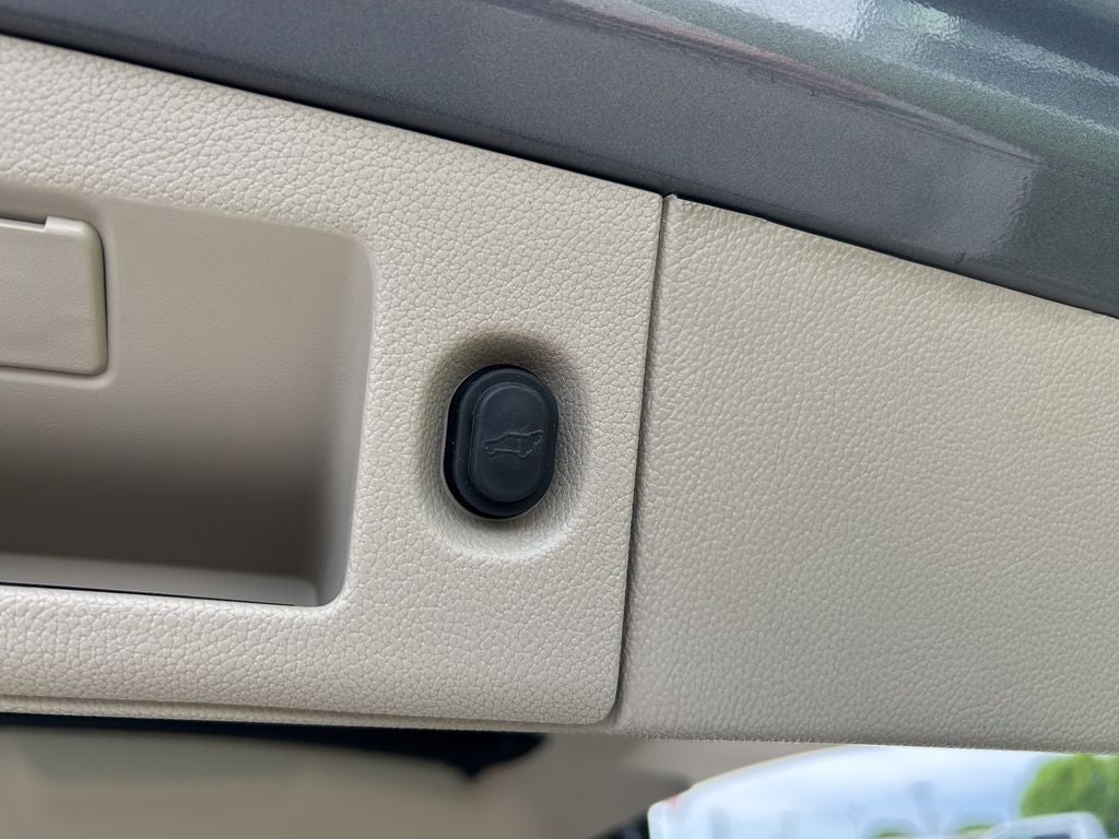 2019 Cadillac Escalade ESV Premium