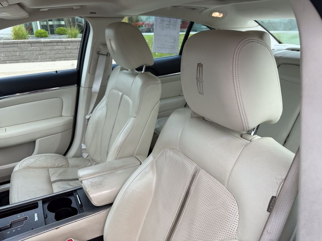 2009 Lincoln MKS Base
