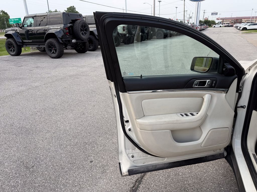 2009 Lincoln MKS Base