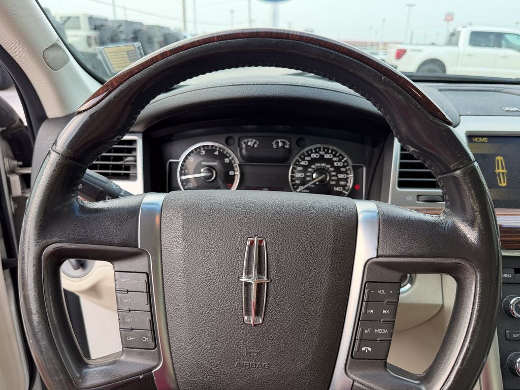 2009 Lincoln MKS Base