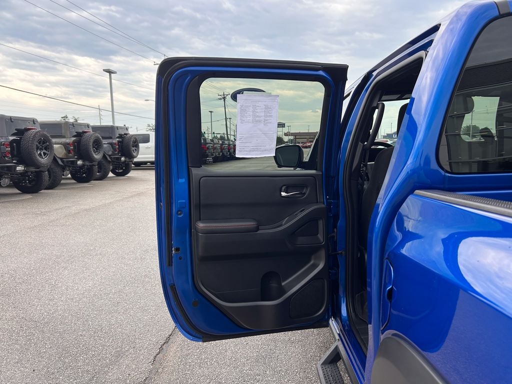 2025 Nissan Frontier PRO-4X