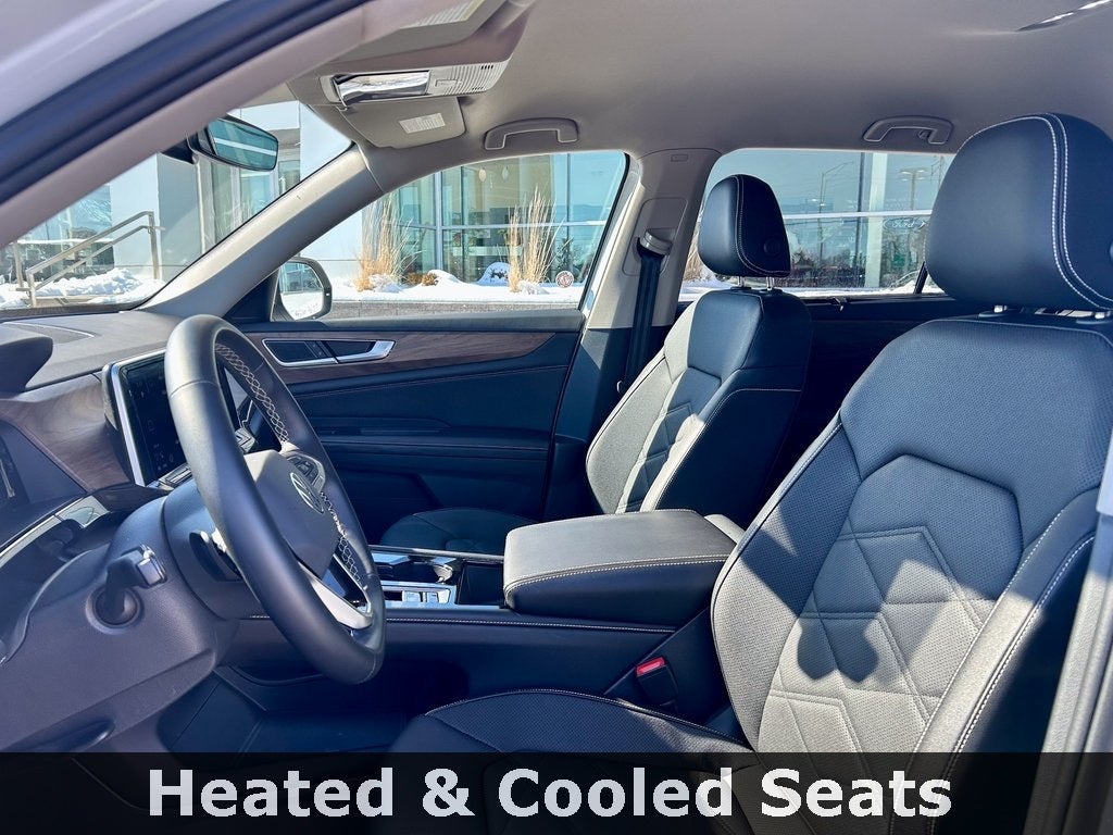 2025 Volkswagen Atlas 2.0T SE w/Technology