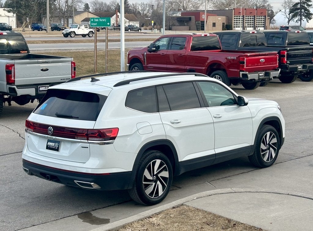 2025 Volkswagen Atlas 2.0T SE w/Technology