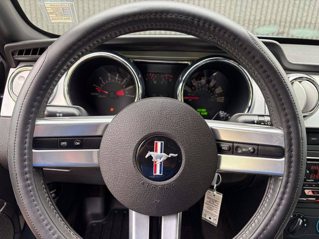2006 Ford Mustang V6