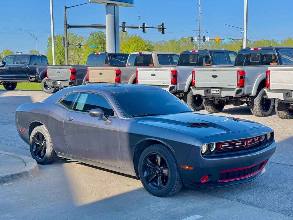 2015 Dodge Challenger SXT