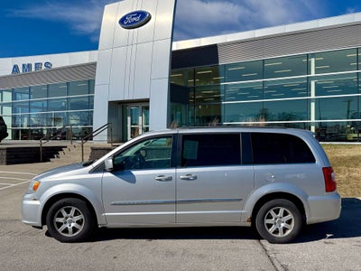 2012 Chrysler Town & Country Touring