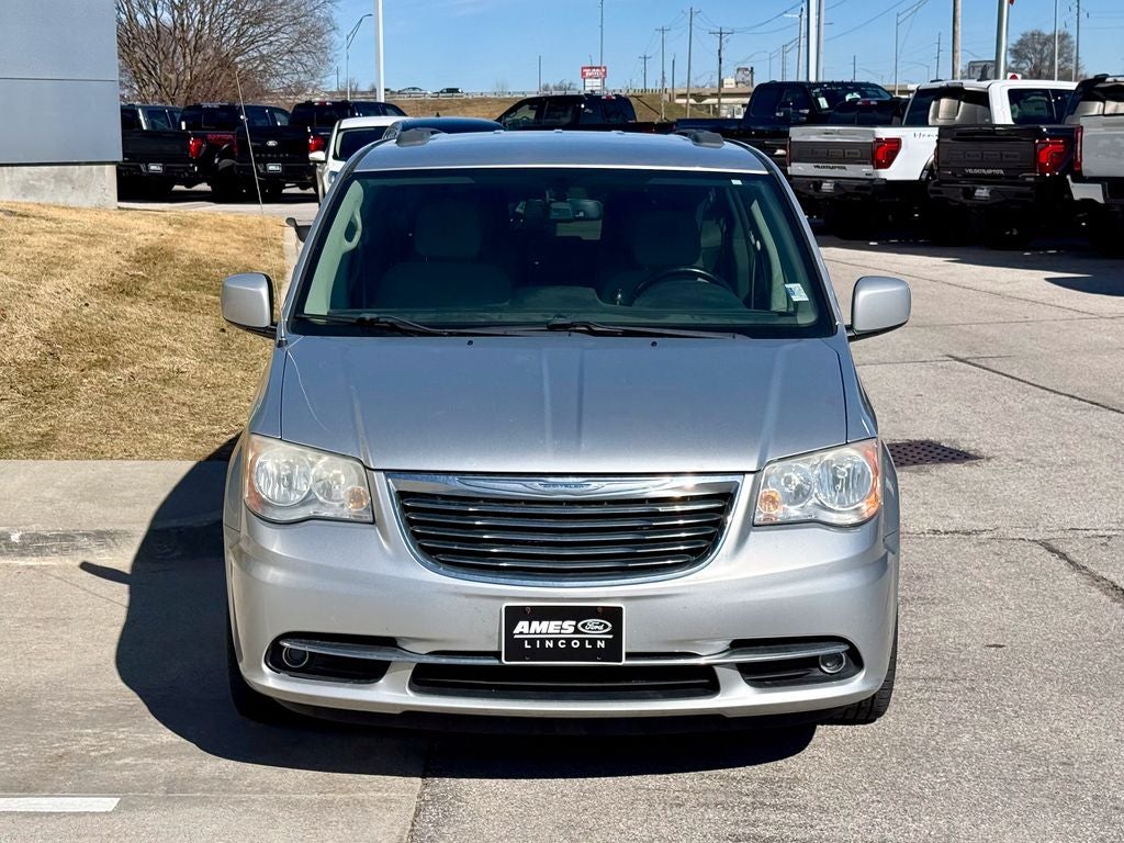 2012 Chrysler Town & Country Touring