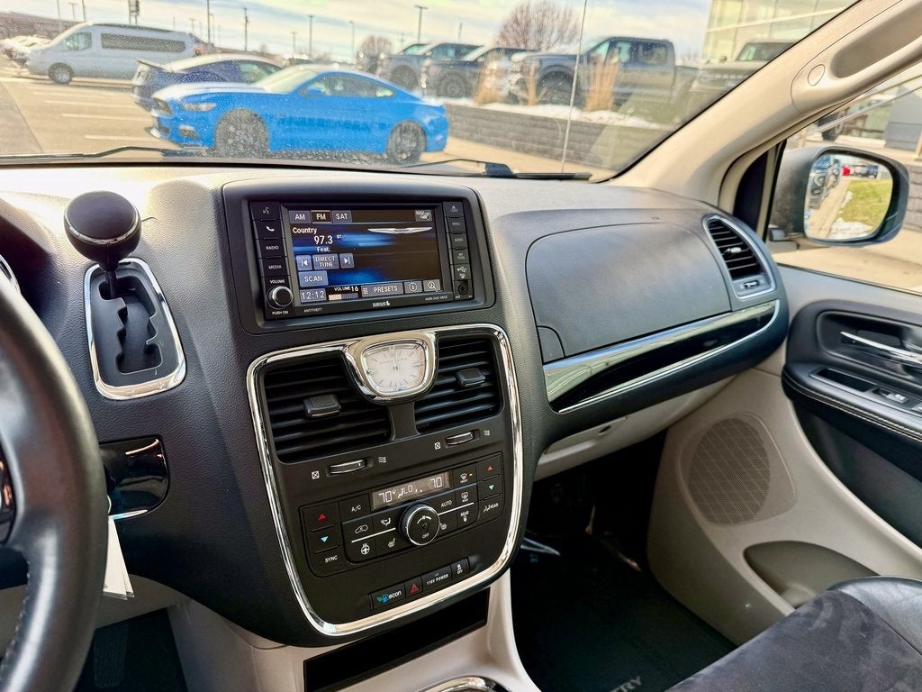 2014 Chrysler Town & Country Touring-L 30th Anniversary