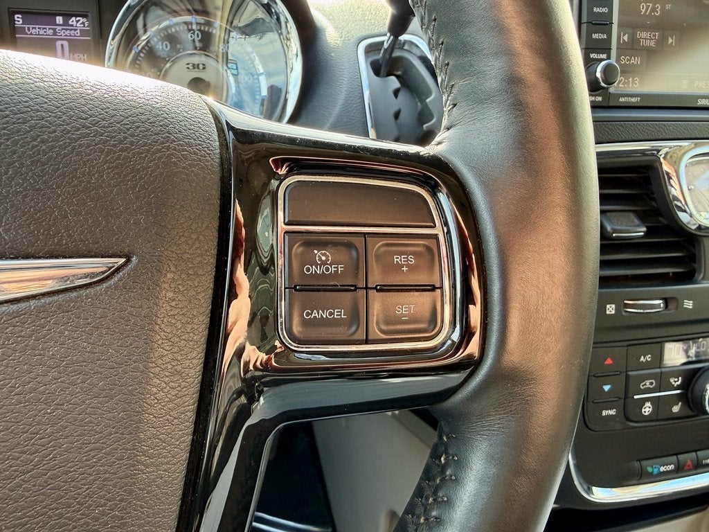 2014 Chrysler Town & Country Touring-L 30th Anniversary