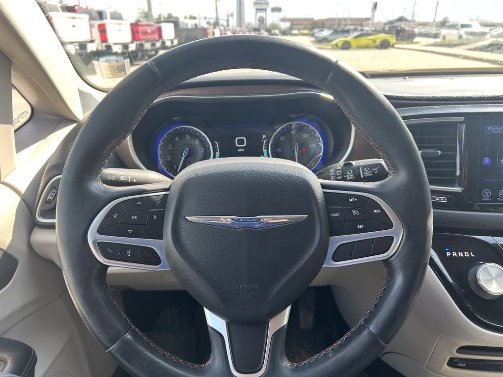 2017 Chrysler Pacifica Touring L Plus