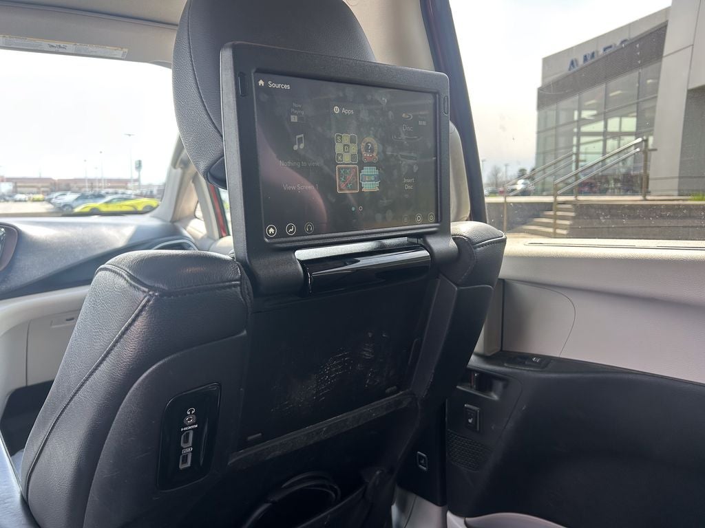 2017 Chrysler Pacifica Touring L Plus