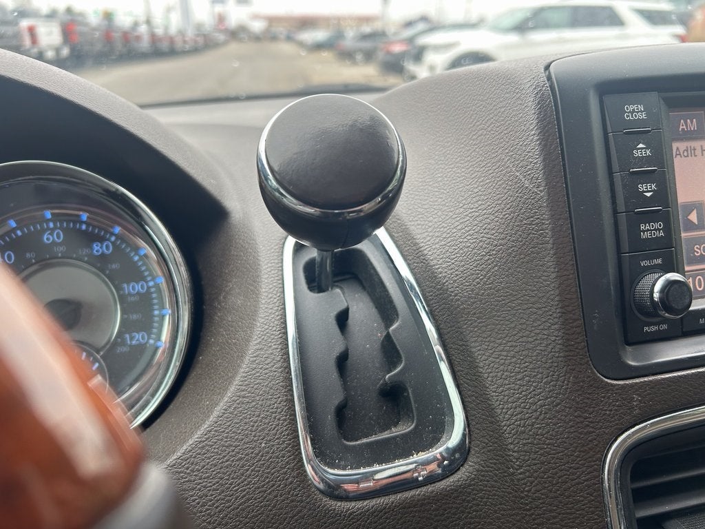 2012 Chrysler Town & Country Limited