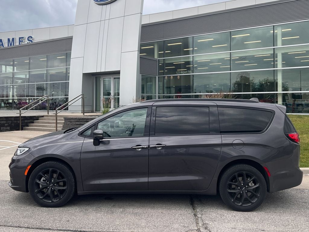 2022 Chrysler Pacifica Limited