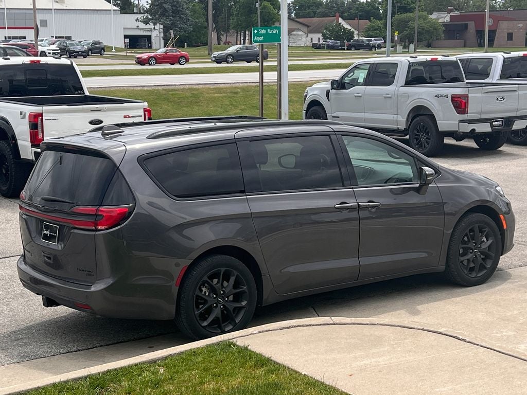 2022 Chrysler Pacifica Limited