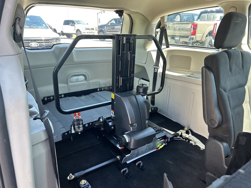 2015 Dodge Grand Caravan SE
