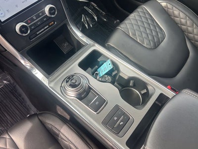 2024 Ford Edge Titanium