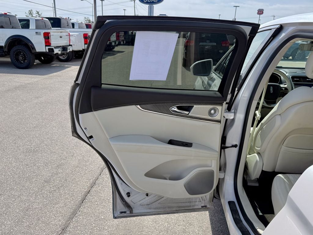 2019 Lincoln Nautilus Black Label