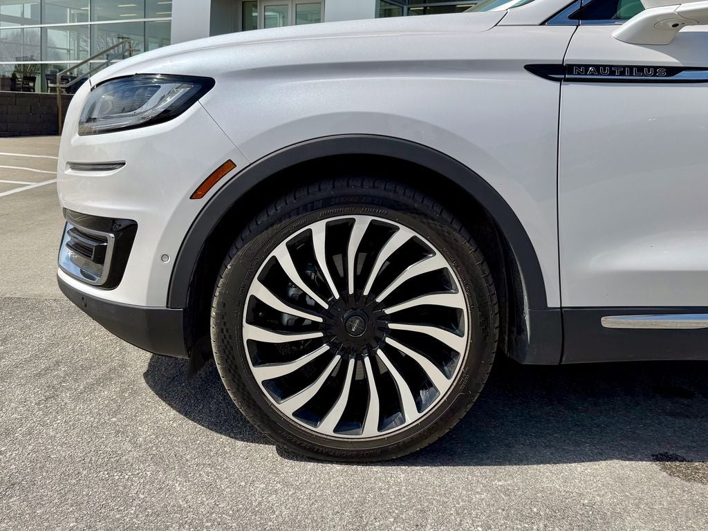 2019 Lincoln Nautilus Black Label