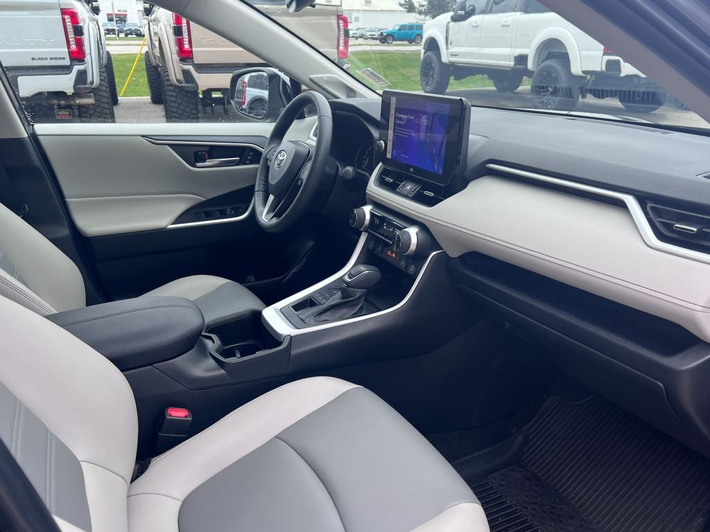 2023 Toyota RAV4 XLE Premium