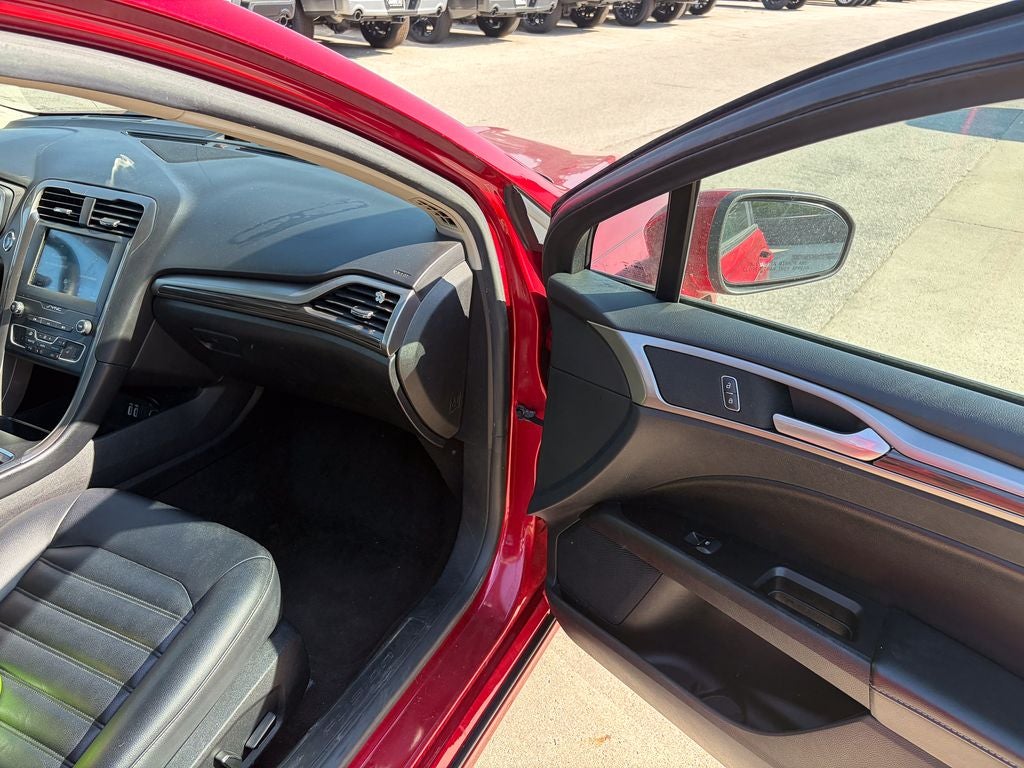 2020 Ford Fusion SEL