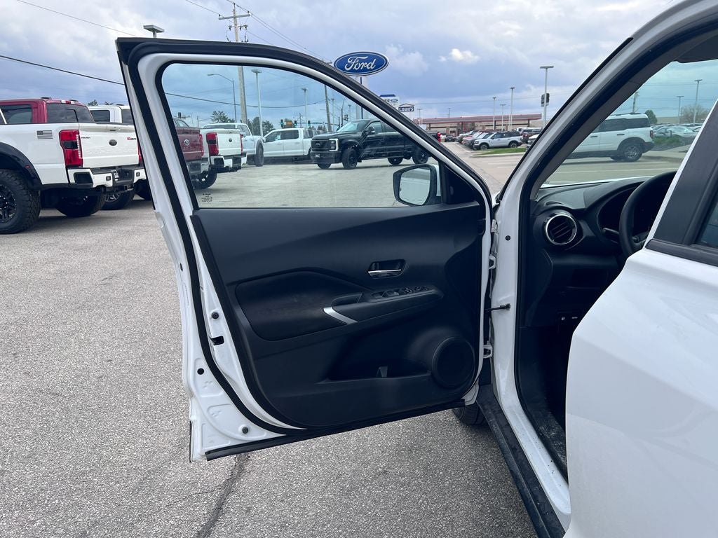 2021 Nissan Kicks SV