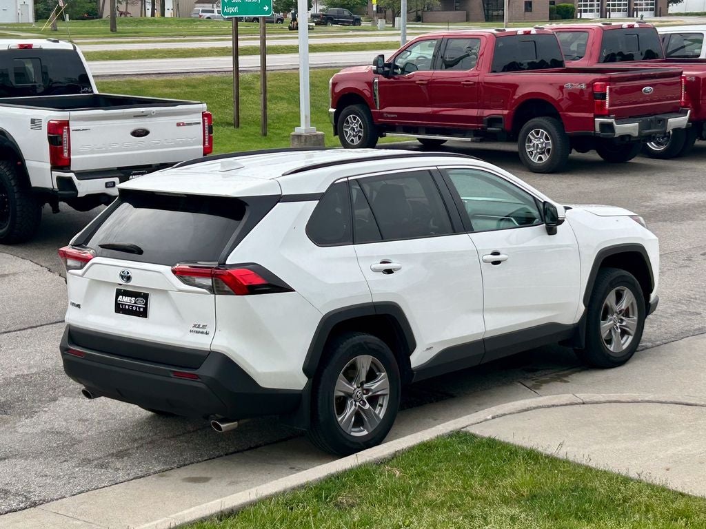 2023 Toyota RAV4 Hybrid XLE