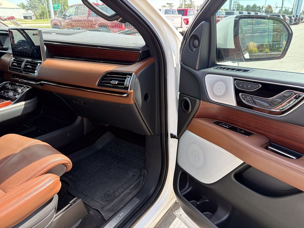 2023 Lincoln Navigator Reserve
