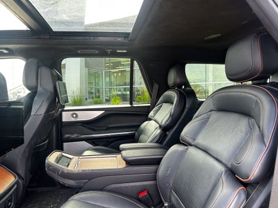 2025 Lincoln Navigator Black Label