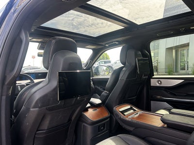 2025 Lincoln Navigator Black Label